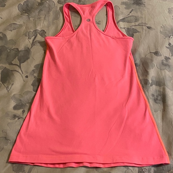 Lululemon Women’s tank top - size 4 - Picture 1 of 3